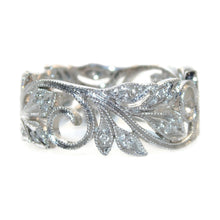 Load image into Gallery viewer, Cut Out Floral Shapes Band Ring
