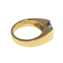 Load image into Gallery viewer, Estate 18k Yellow Gold Light Blue Solitaire Martini Sapphire Ring
