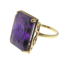 Load image into Gallery viewer, Vintage Purple 18.0 Carat Amethyst Statement Carved Ring in 14k Yellow Gold
