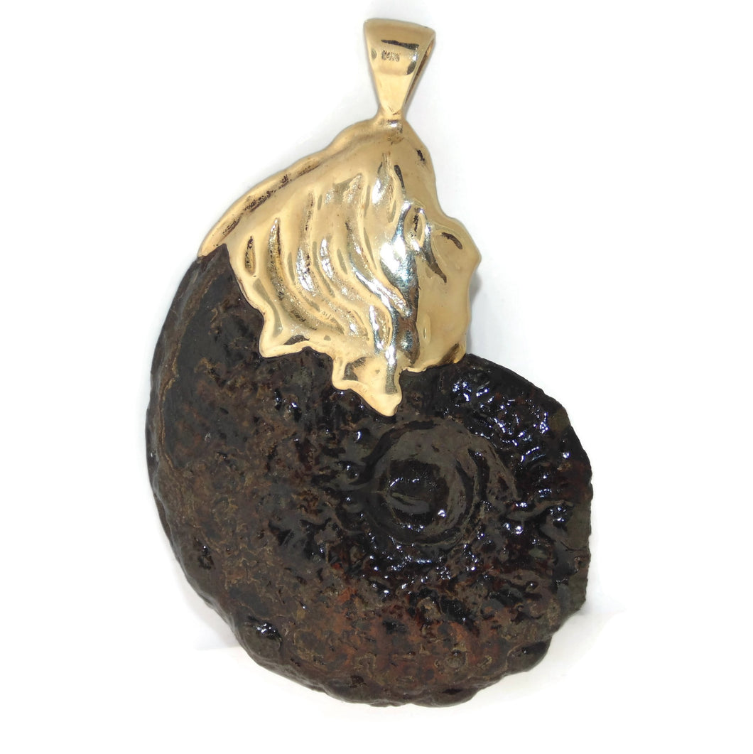 Nautilus Ammonite Fossil Natural Shell Stone 14k Yellow Gold Statement Pendant