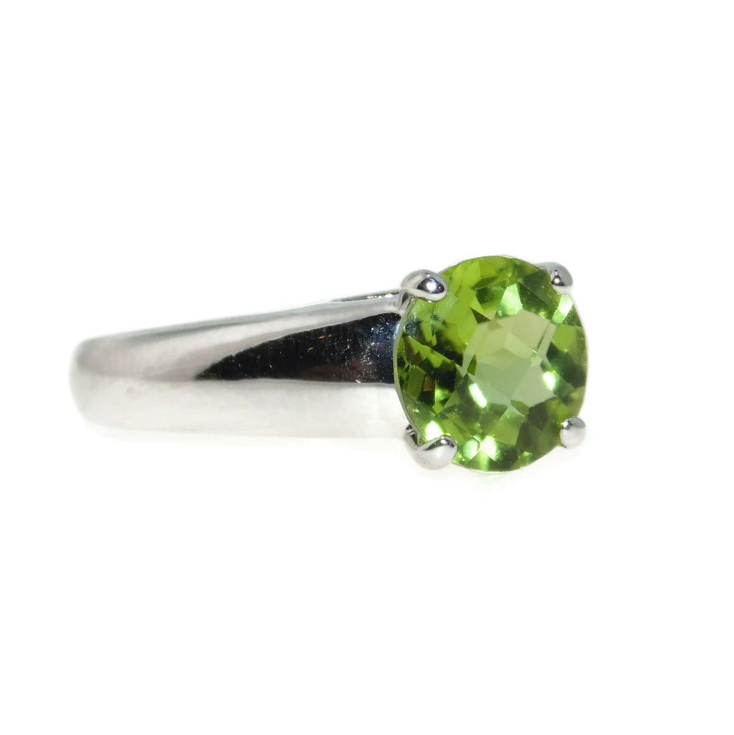 Classic 14k White Gold Peridot Solitaire Ring