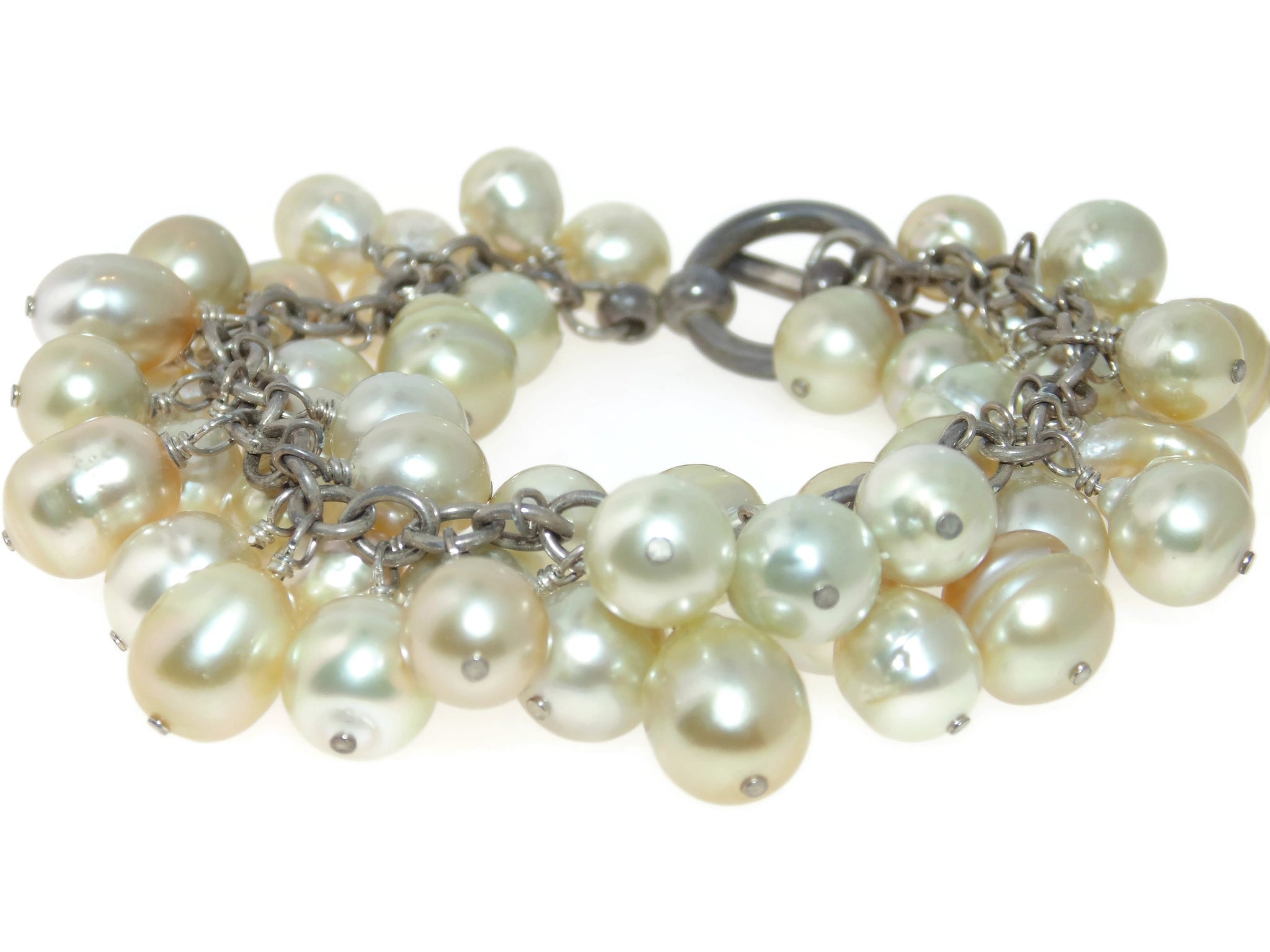 Pearl & Metal Ball Bracelet in Silver/Cream Pearl & Metal Ball Bracelet in Silver/Cream