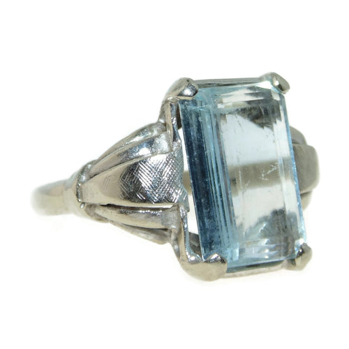 Aquamarine Ring in 14k White Gold