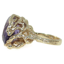 Load image into Gallery viewer, Estate Purple 10.0 Carat Amethyst Nature Inspired Statement Ring in 18k Yellow Gold
