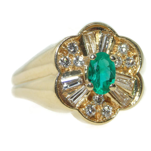 18k Yellow Gold Carved Flower Shape Emerald Diamond Ring