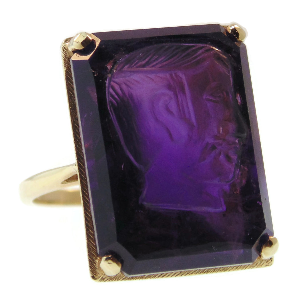 Vintage Purple 18.0 Carat Amethyst Statement Carved Ring in 14k Yellow Gold