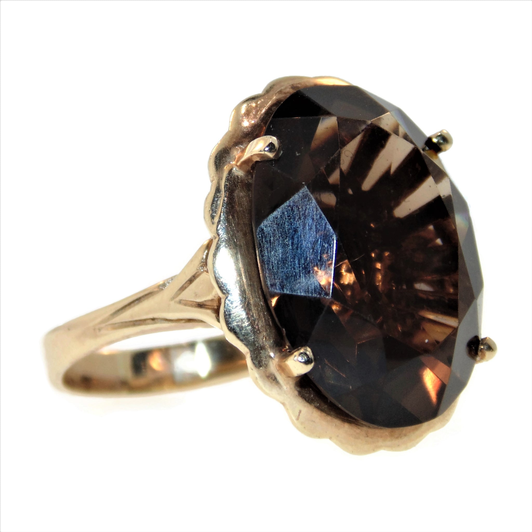 Estate Smokey Topaz Oval Ring with Scalloped Detail in 14k Yellow Gold –  Menashe and Sons Jewelers