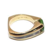 Load image into Gallery viewer, Vintage Green Jade Ring in 18k Yellow Gold
