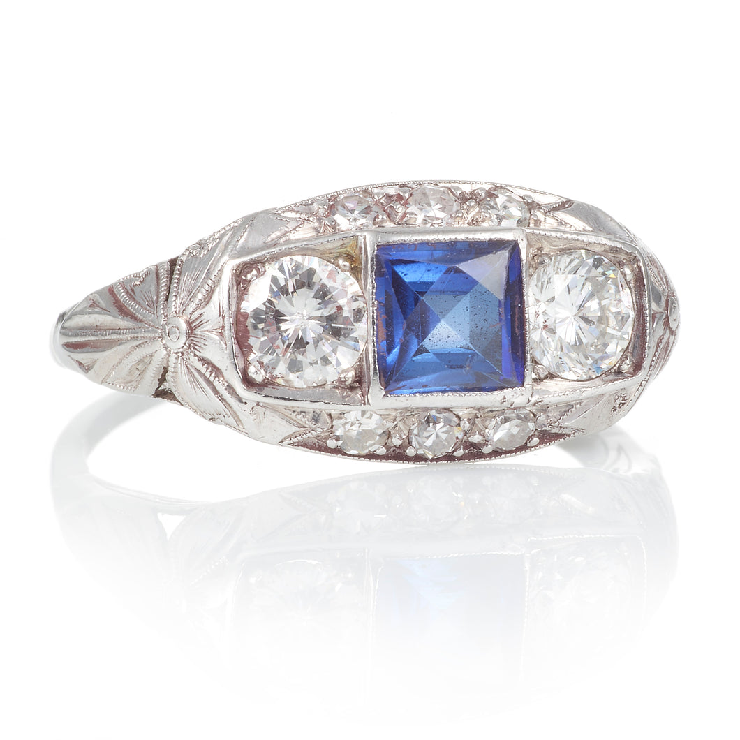Vintage Sapphire 18k White Gold Diamond Ring