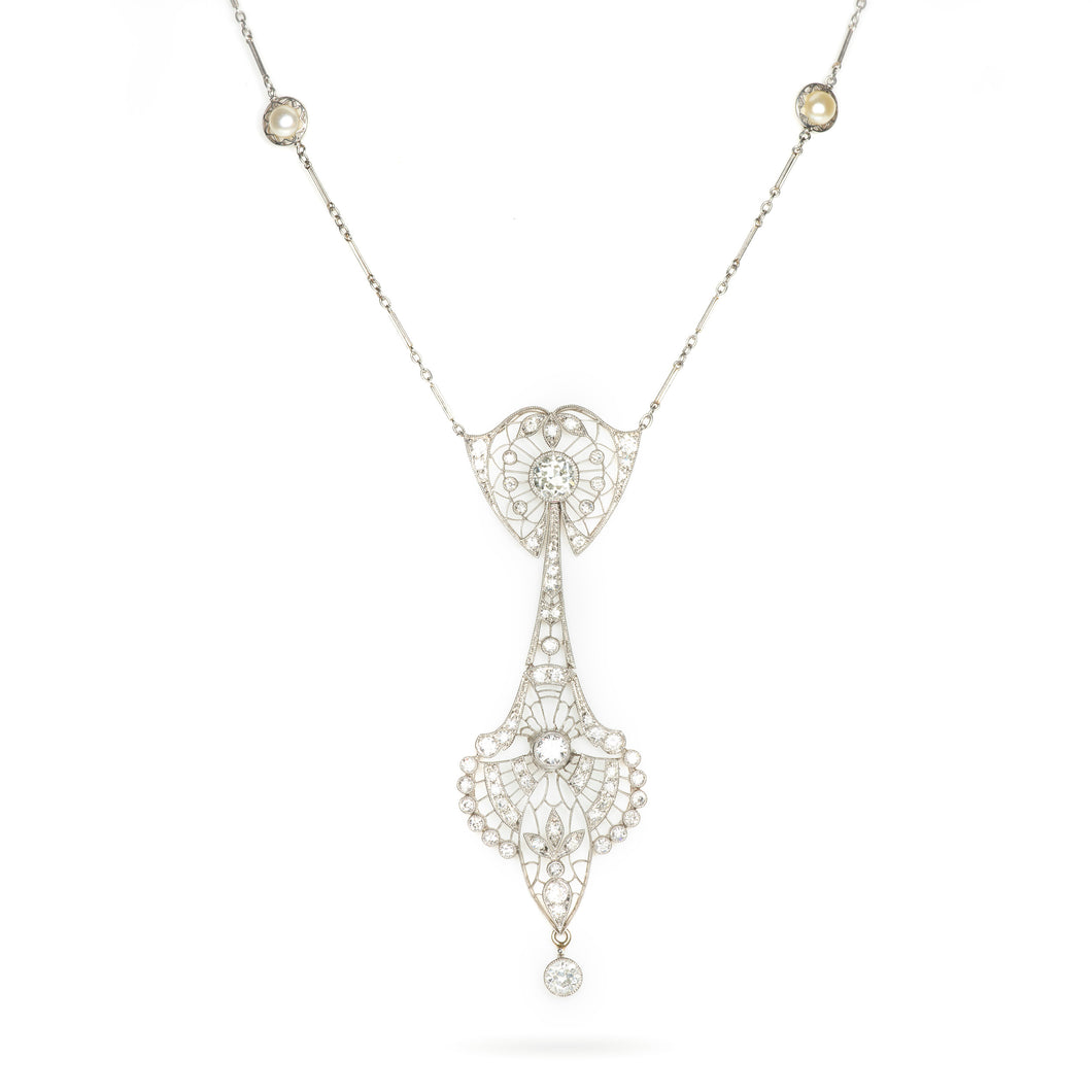 Delicate Vintage Diamond Necklace with Pendant in Platinum