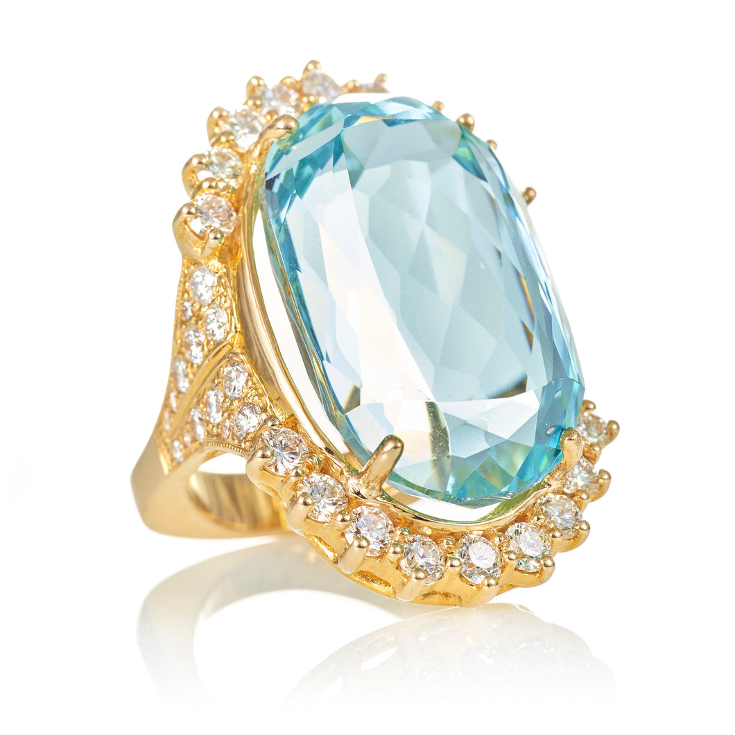 Oval Aquamarine and Accent Diamond Cocktail Ring made in 18k Yellow Gold