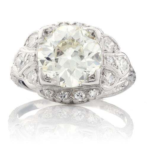 Vintage 1920's Art Deco Diamond Ring in Platinum